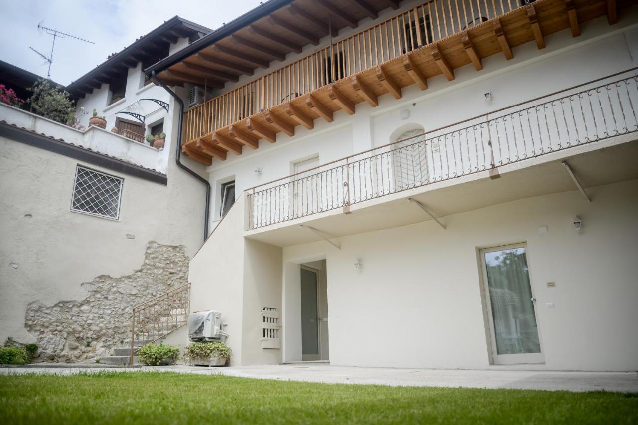 La Corte Dell'Elmo Salo Luaran gambar